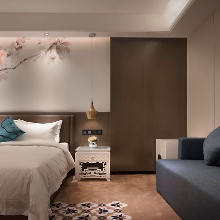 Paco Hotel Guangzhou Bagian luar foto